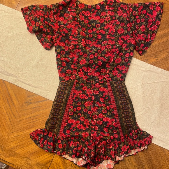 FREE PEOPLE SURF DATE ROMPER 4 - Picture 6 of 7